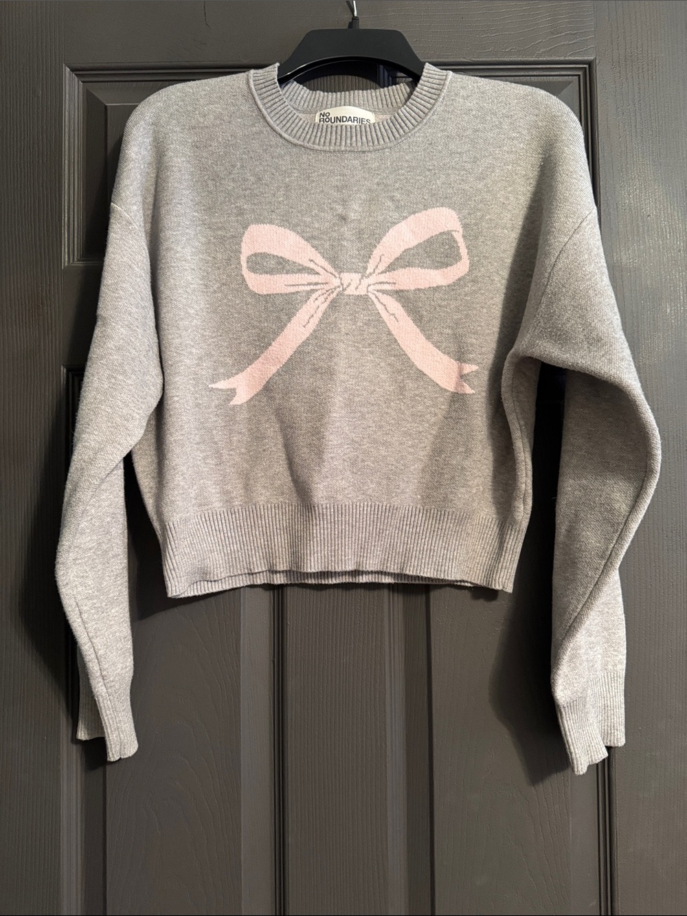 No Boundaries Light Gray Crewneck Sweater with Pink Bow